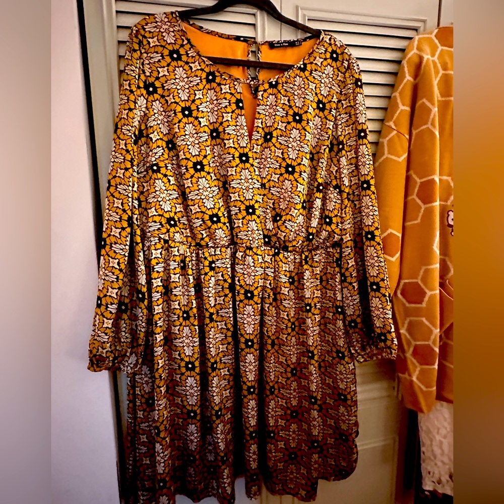 Doe & Ray dress by ModCloth satin dress size 3XL